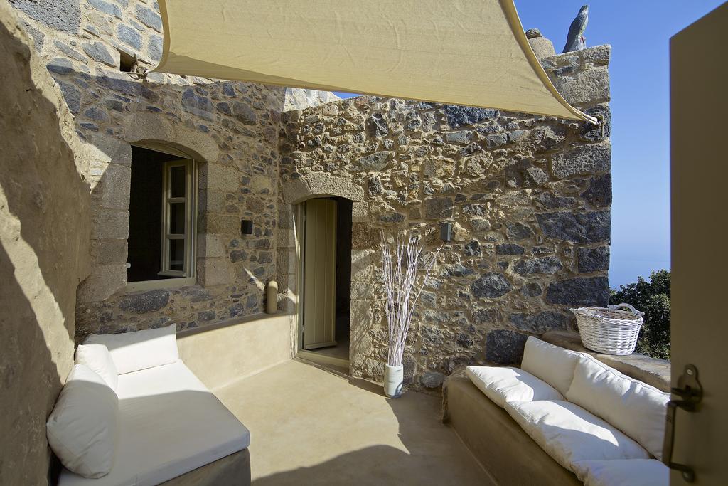 Melanopetra Boutique Apartments Emporeios  Room photo