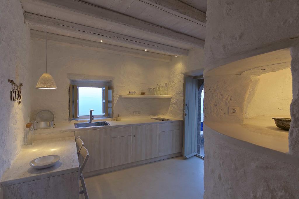 Melanopetra Boutique Apartments Emporeios  Room photo